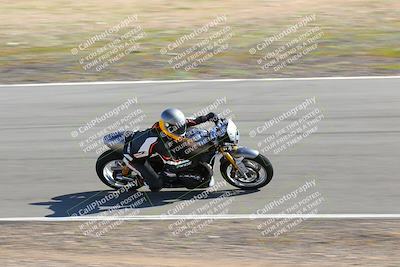 media/Feb-05-2023-Classic Track Day (Sun) [[c35aca4a42]]/Group 2/session 1 turn 9/